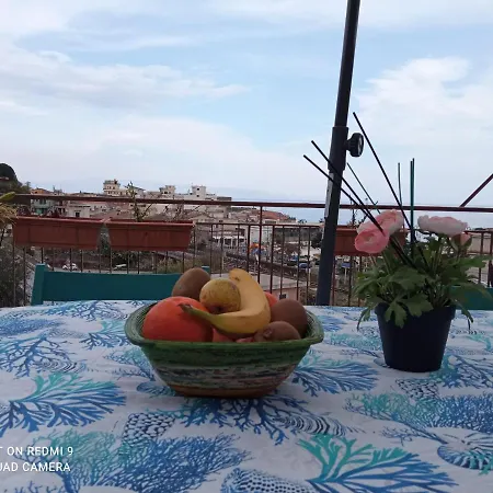 Apartment La Terrazza Sul Mare Letojanni