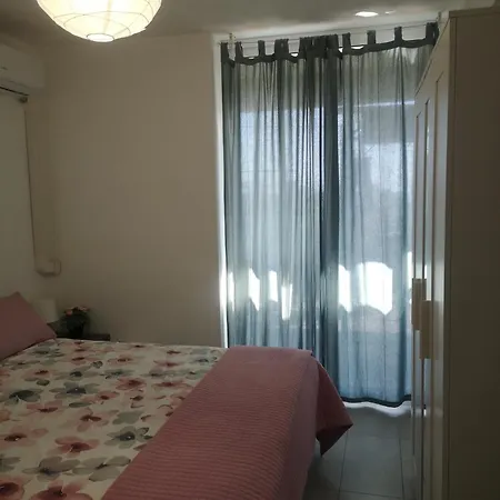 La Terrazza Sul Mare Apartment *